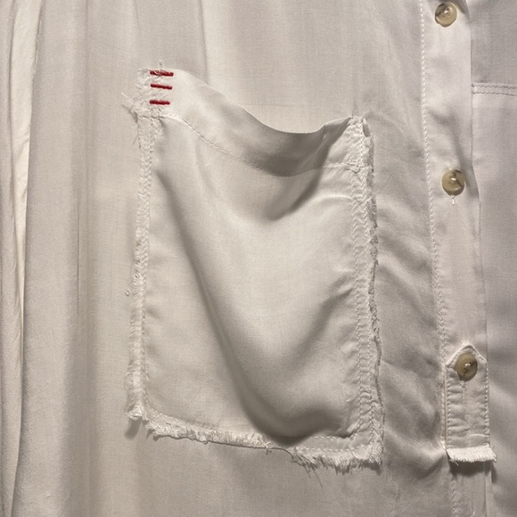 BDG Urban Outfitters Button Down, Oversized White Flowy Shirt. With Raw Hem. - Picture 2 of 7